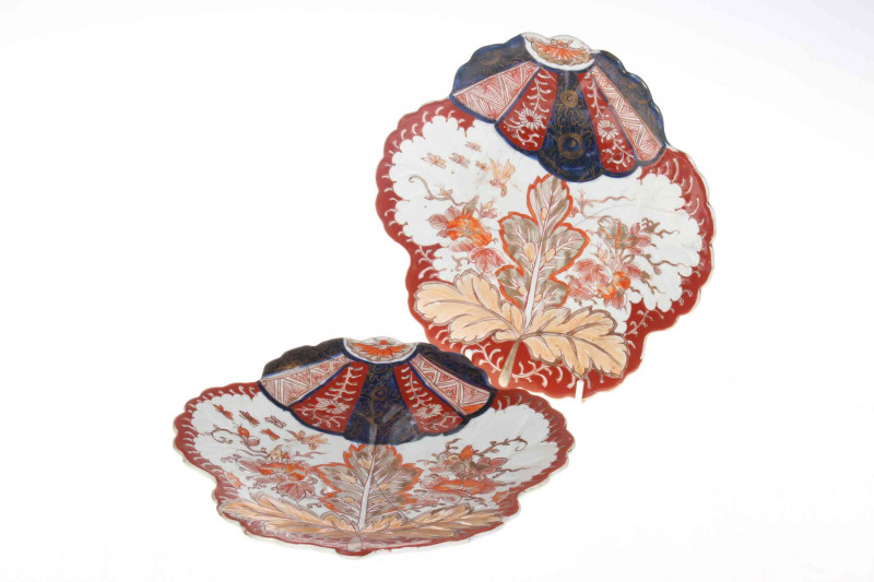 Pair Chinese Imari leaf shaped plates.