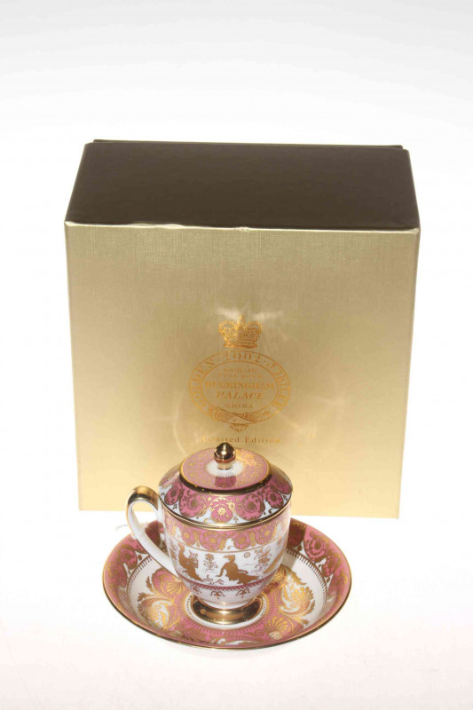 Buckingham Palace limited edition Golden Jubilee 2002 chocolate cup, cover and saucer, boxed.