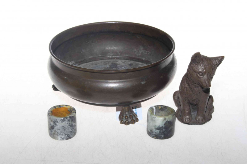 Bronze censor, two archers rings, and fox (4).