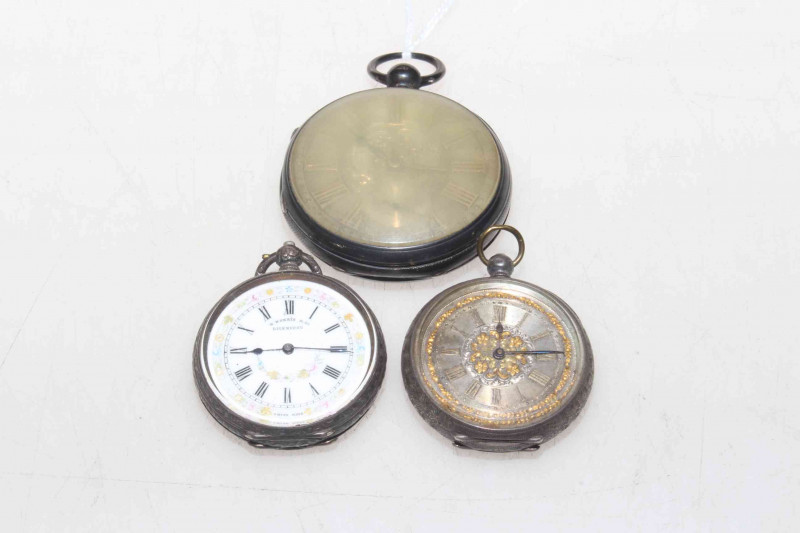 Silver gents pocket watch and two silver fob watches (3).