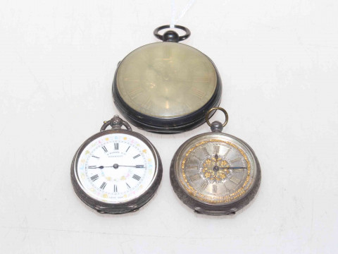 Silver gents pocket watch and two silver fob watches (3).