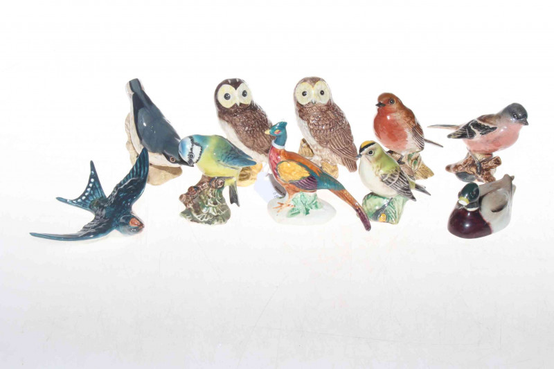 Collection of ten Beswick birds including Owl, Blue Tit, Goldcrest.