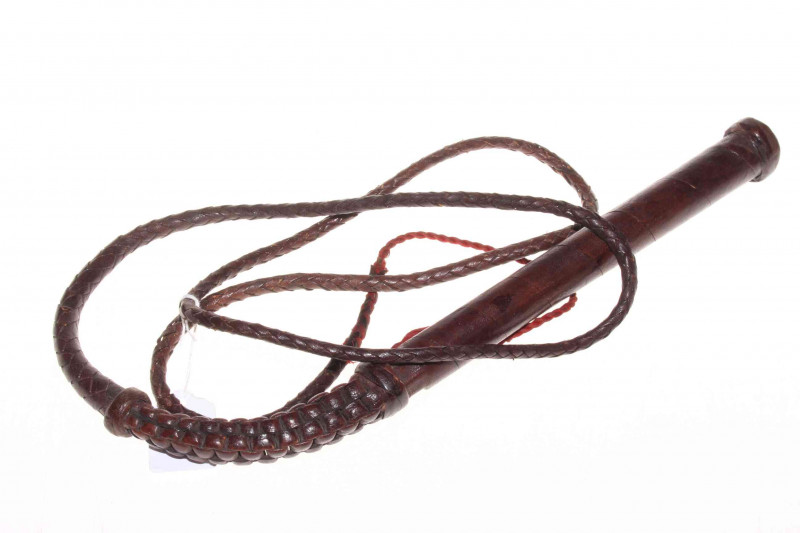 Leather plaited whip.