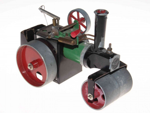 Mamod steam roller.