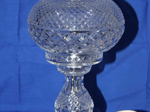 Waterford Crystal lamp with shade, 35cm.