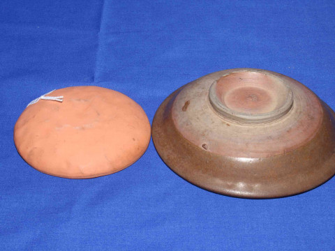 Two small Chinese pottery and terracotta shallow dishes. thumbnail
