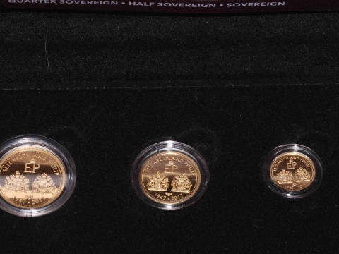 Double Portrait Gold Sovereign Series 2017, featuring a sovereign, half...