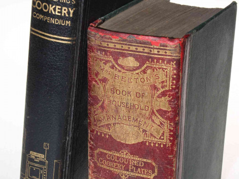 Mrs Beetons Book of Household Management with coloured plates and Good...