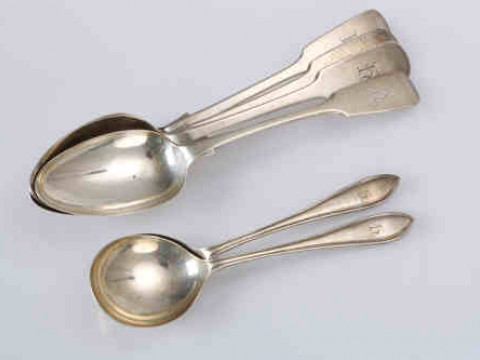 A pair of George IV silver table spoons, Thomas Watson, Newcastle 1824,...