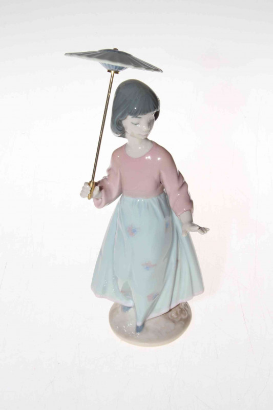 Lladro Asian Love, 6156, with box, retired 1998, 23cm, Condition good.