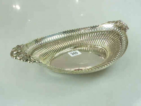 Walker & Hall Silver Dish, date letter indistinct, 10.6 Troy ozs.