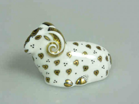 Royal Crown Derby Paperweight 'Derby City Ram', with gold stopper, boxed