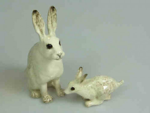 Two Winstanley Hares, size 1 and 3