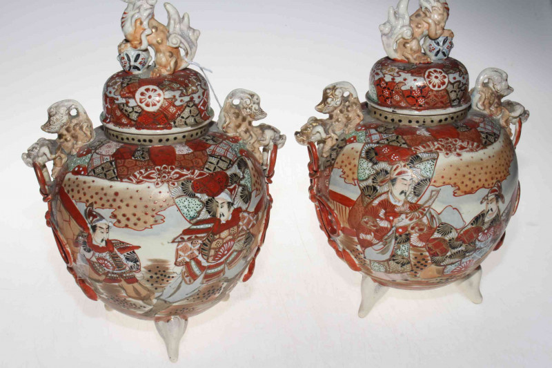 Pair large Japanese vases and covers, 31cm.