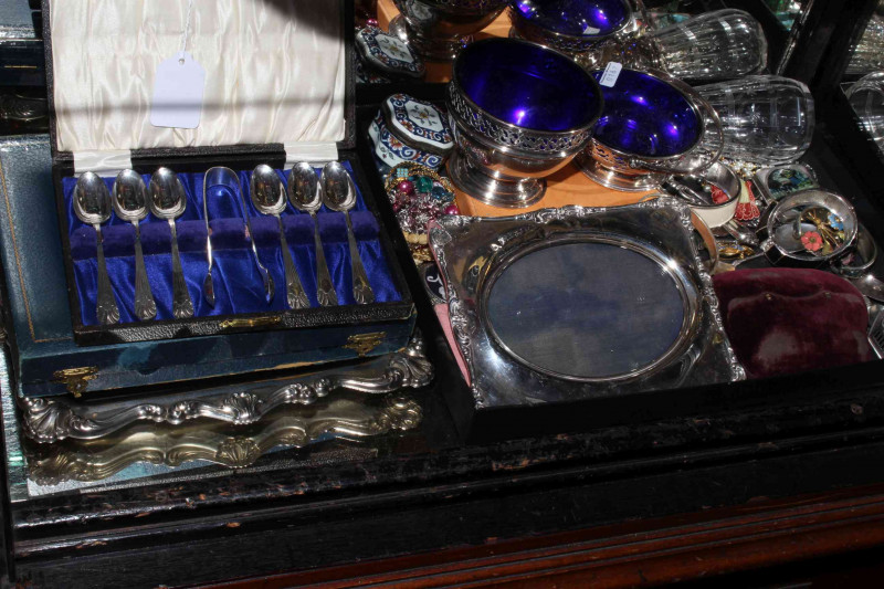 Silver easel photograph frame, jewellery, silver plate, etc.