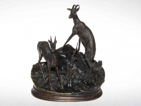 Bronze sculpture of mountain goats, 26cm.