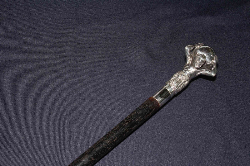 925 silver 'Atlas' handled walking cane.