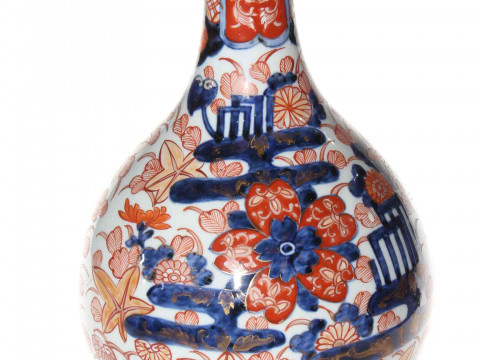Chinese Imari bulbous vase, 31cm. thumbnail
