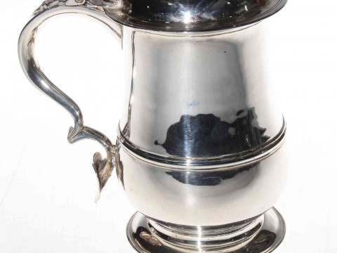 Good George III silver baluster covered tankard by John King, London 1772, having good hallmarks to base and inside domed lid, 21cm high, 25toz. thumbnail