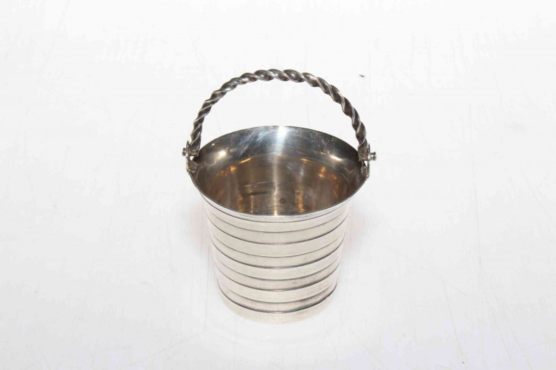 George II silver pail salt with twist swing handle, George Campar, London 1753, 8.5cm high to top handle.