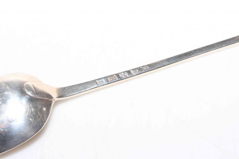 George III silver onslow pattern basting spoon, makers mark William Stalker and John Mitchison, Newcastle 1773, 33cm length.