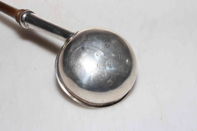 George III Newcastle hallmarked silver toddy ladle, marks a little indistinct, 34cm length.