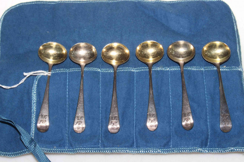 Set of six George III silver Old English pattern salt spoons, makers mark SH, London 1807.