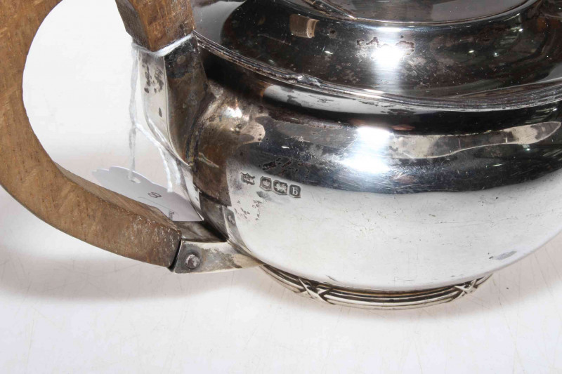 Silver teapot with reed and ribbon borders, Mappin & Webb, Sheffield 1919.