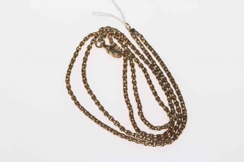 9 carat gold muff chain, approximately 80cm length.