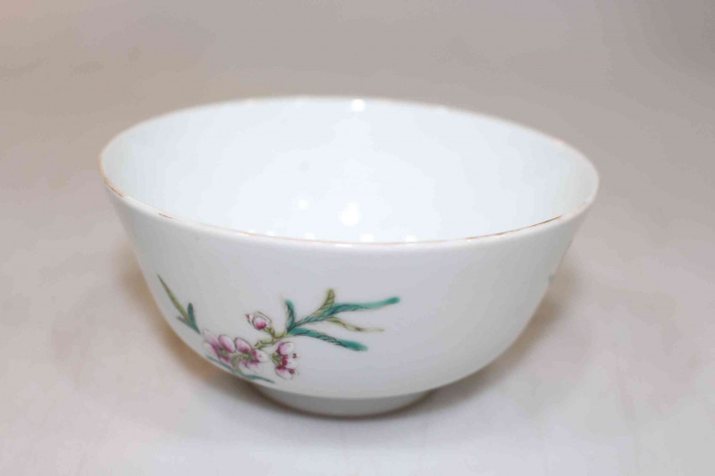 Pair Chinese Famille Rose cricket bowls, overglaze iron red four character mark (Hongxian), 11.5cm diameter with stands.