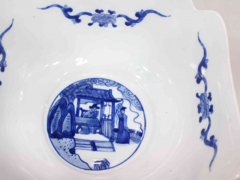 Chinese blue and white bowl, 27cm across. thumbnail