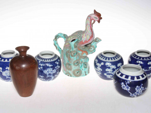 Collection of fourteen pieces of Chinese ware including ginger jars, peacock teapot, bowls, etc. thumbnail