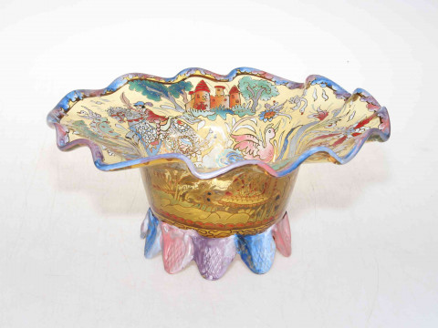 Highly decorative enamelled amber glass bowl, 28.5cm diameter.