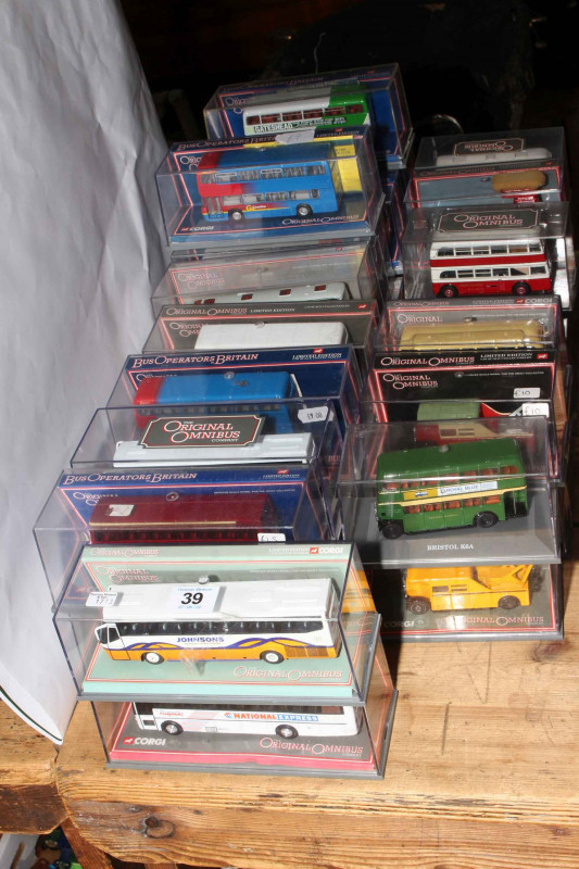 Collection of Diecast model buses including Corgi The Original Omnibus, Bus Operators Britain, etc (32).