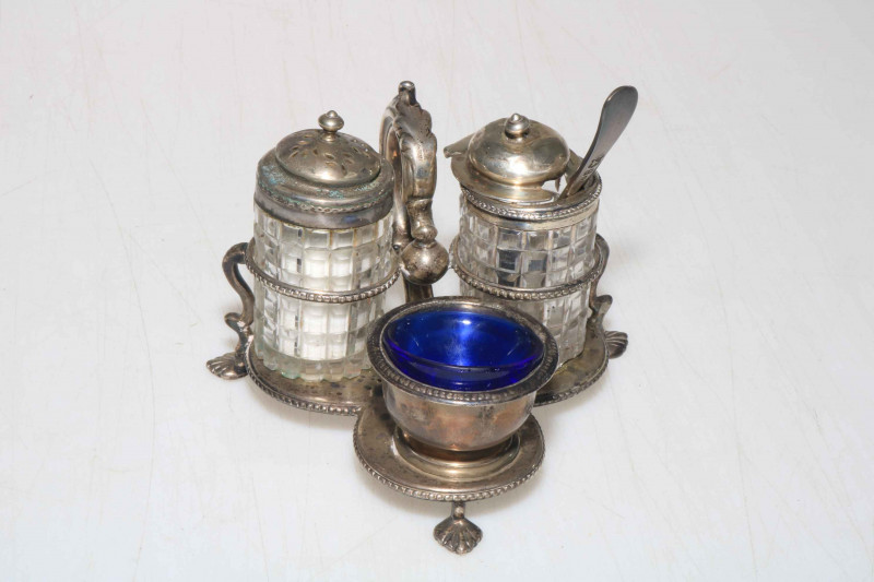 Victorian silver cruet, London 1871.