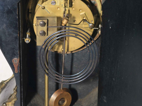 Ornate gilt metal French boulé clock, 39cm high. thumbnail