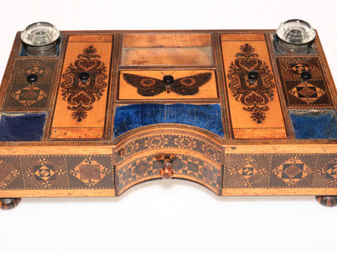 Good quality Tunbridge Ware inkstand with central butterfly decoration.