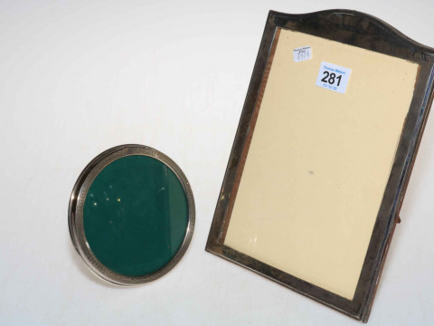 Silver rectangular easel photograph frame, 25cm by 18cm, Birmingham 1918,...