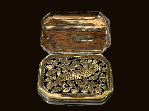 Late Georgian silver vinaigrette by Samuel Pemberton, Birmingham 1812. thumbnail