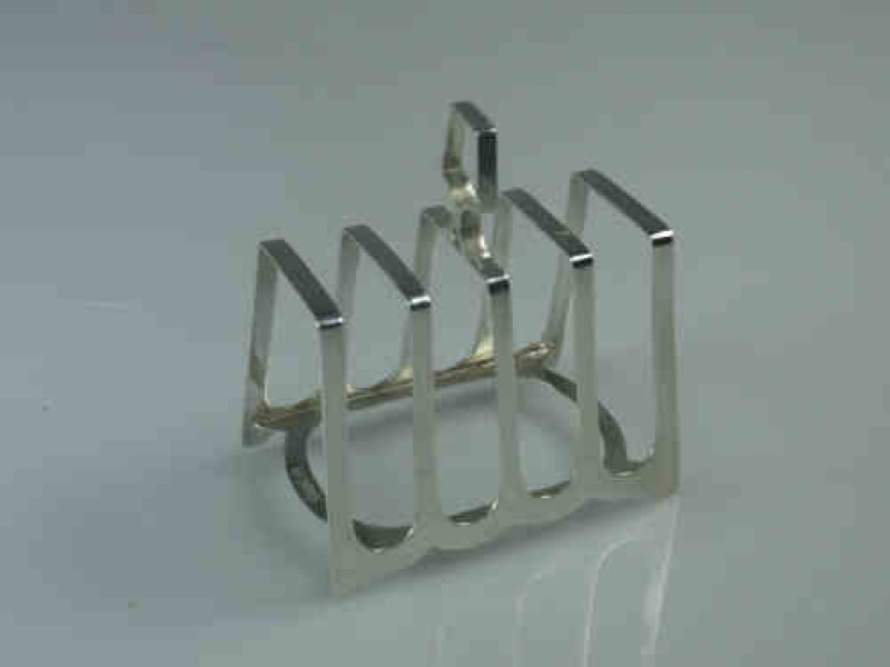 George V Silver Five-bar Toast Rack, James Deakin, Sheffield 1917, 2.08 Troy oz.
