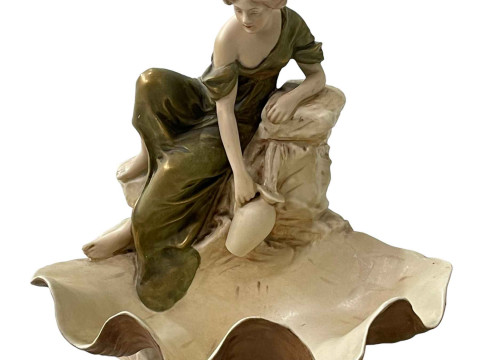 Royal Dux maiden water carrier by conch shell well, 24cm.