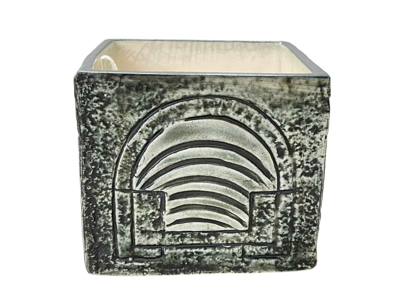 Troika cube vase, 9cm.