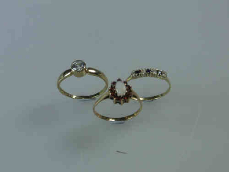 Three 9 carat Gold Dress Rings