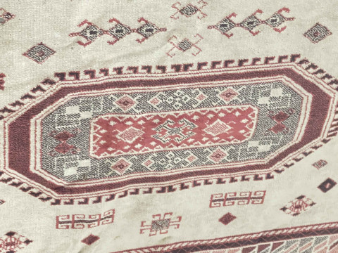 Bokhara rug 1.40 by 0.93. thumbnail