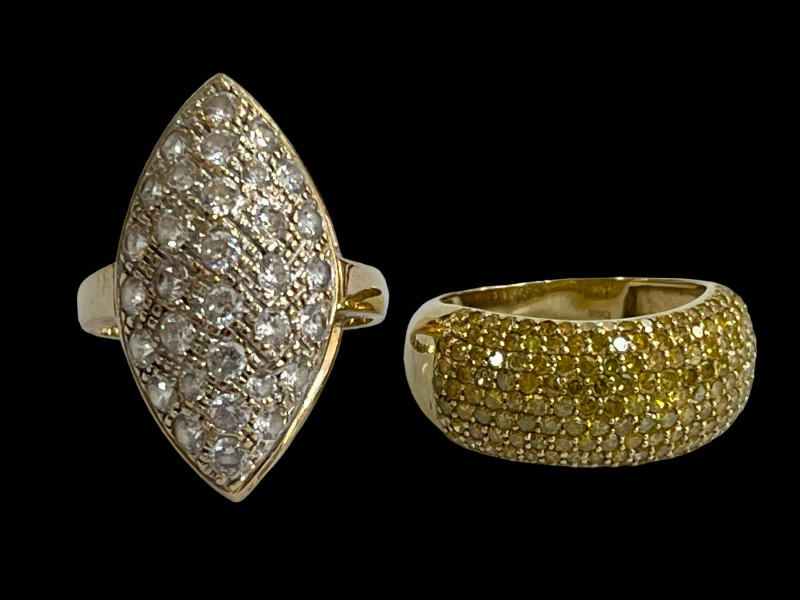 Two 9 carat gold dress rings, size R and T.