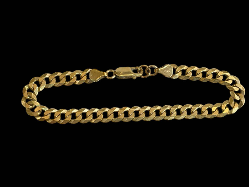 9 carat gold flat link bracelet.