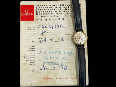 Omega ladies 18 carat gold wristwatch with guarantee dated 1970.