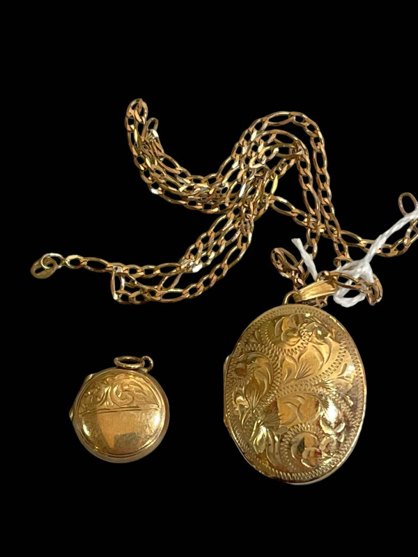 Two 9 carat gold lockets and one chain (3).
