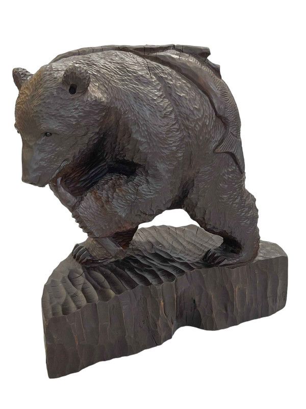 Large Black Forest style bear, 42cm high.