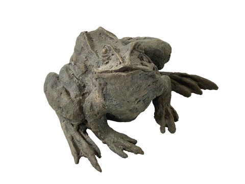 Bronze colour resin frog sculpture, 12.5cm high.